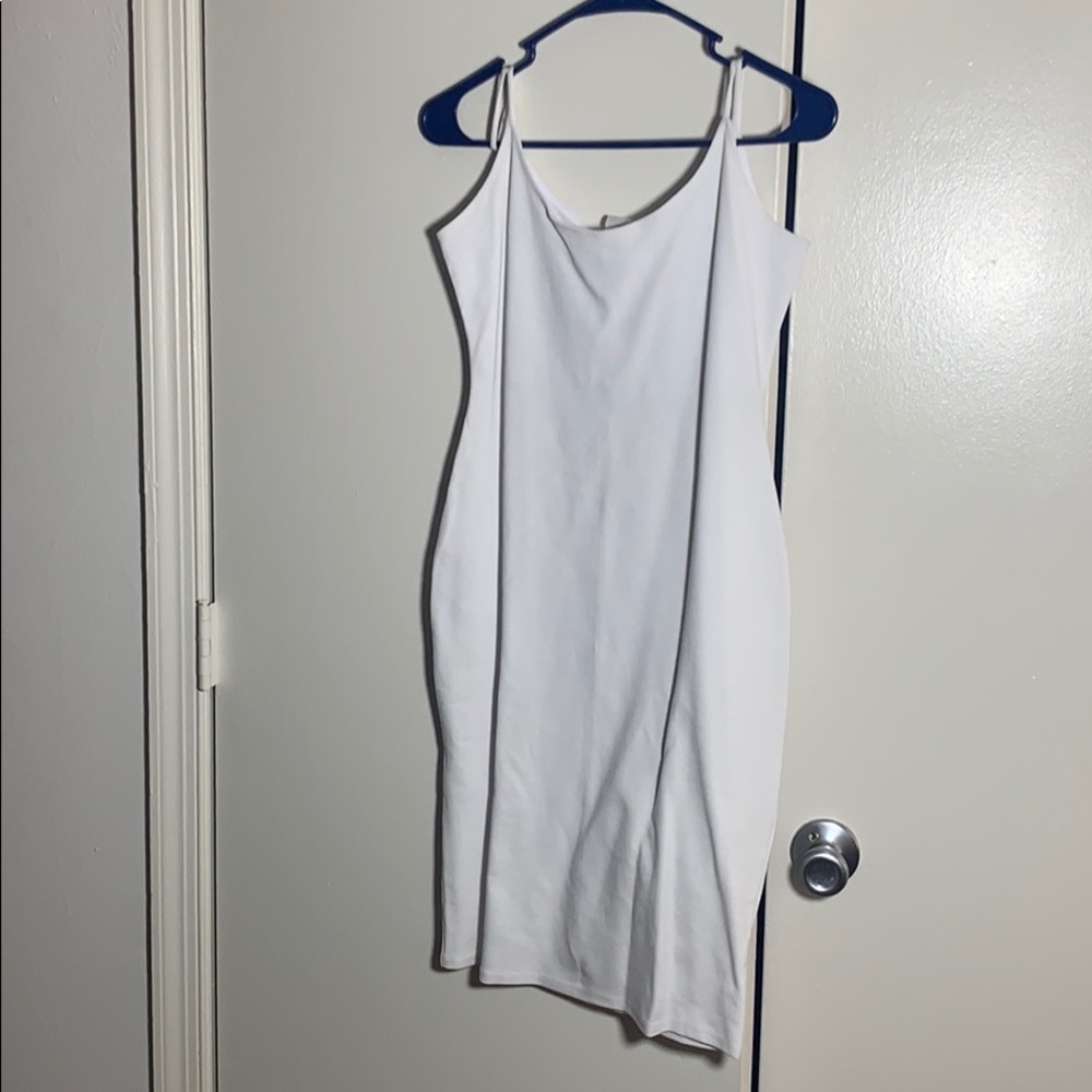 White curvy dress